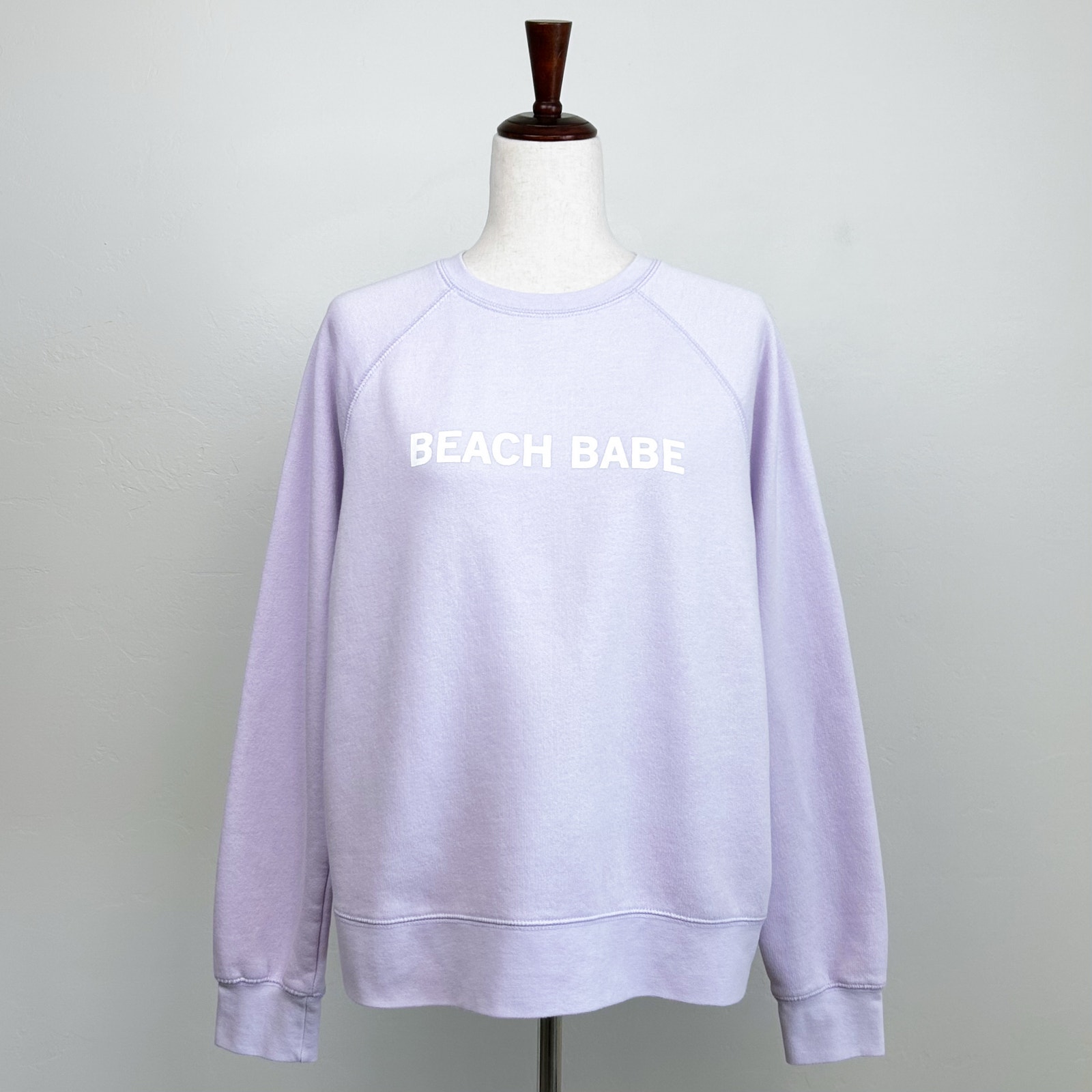 Brunette The Label Lavender Purple Beach Babe Crewneck Fleece Sweatshirt M/L — image 2 of 8